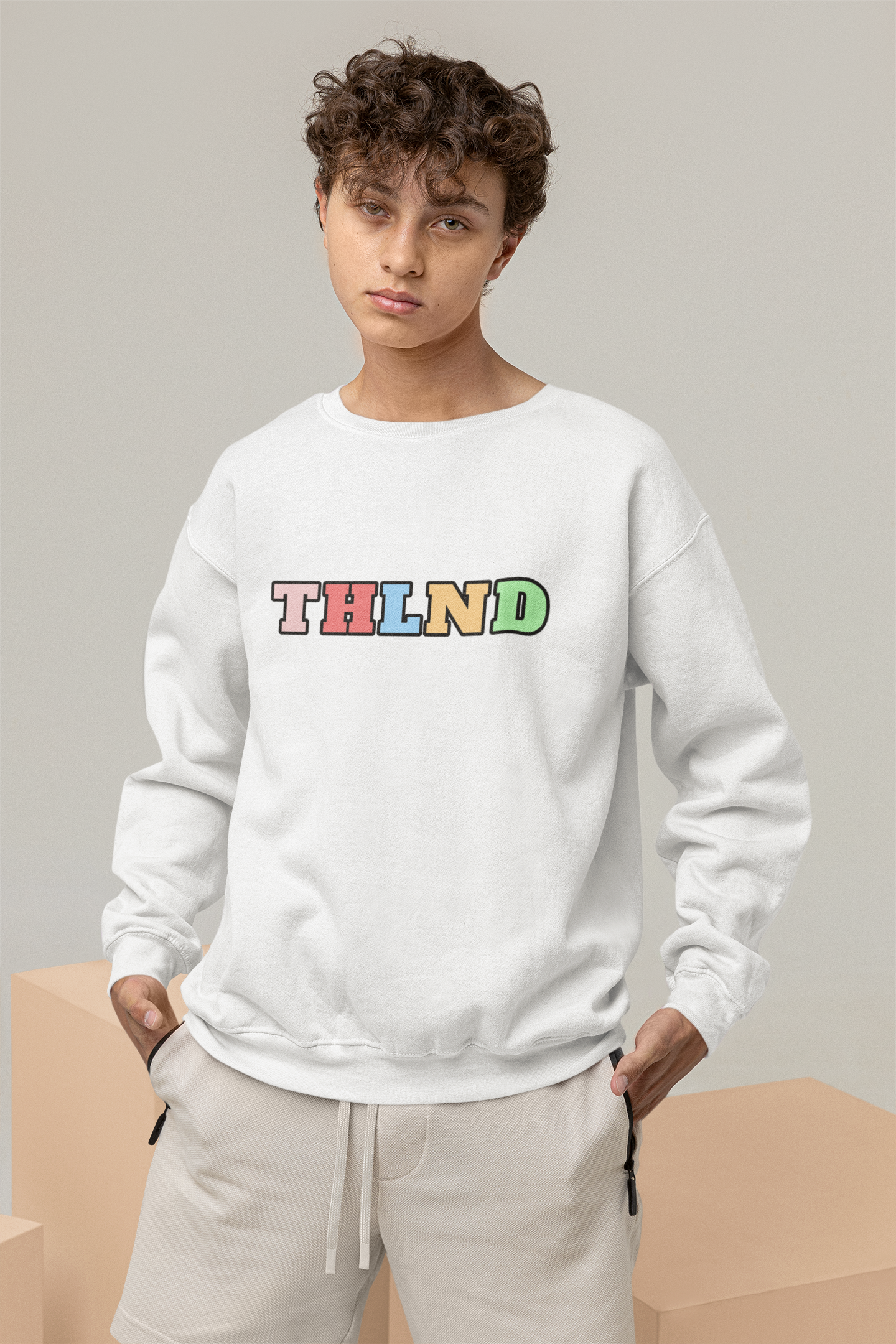 Trendy Sweatshirts Classic white sweatshirt  male front posing 